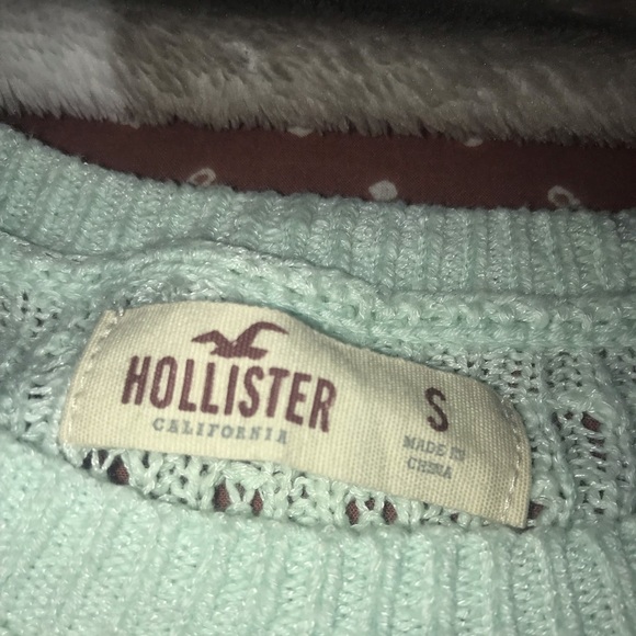 Hollister Double Layer Sweater - Picture 3 of 3